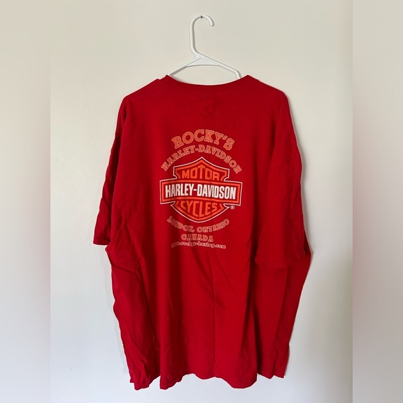 Red London, Ontario Rocky’s Tshirt Star - Picture 7 of 7